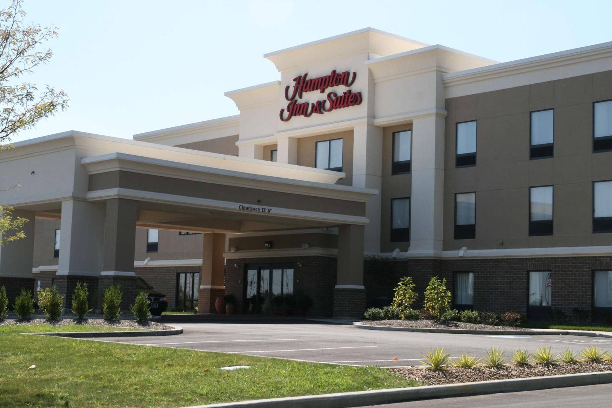 Hampton Inn & Suites New Castle, Pa Экстерьер фото